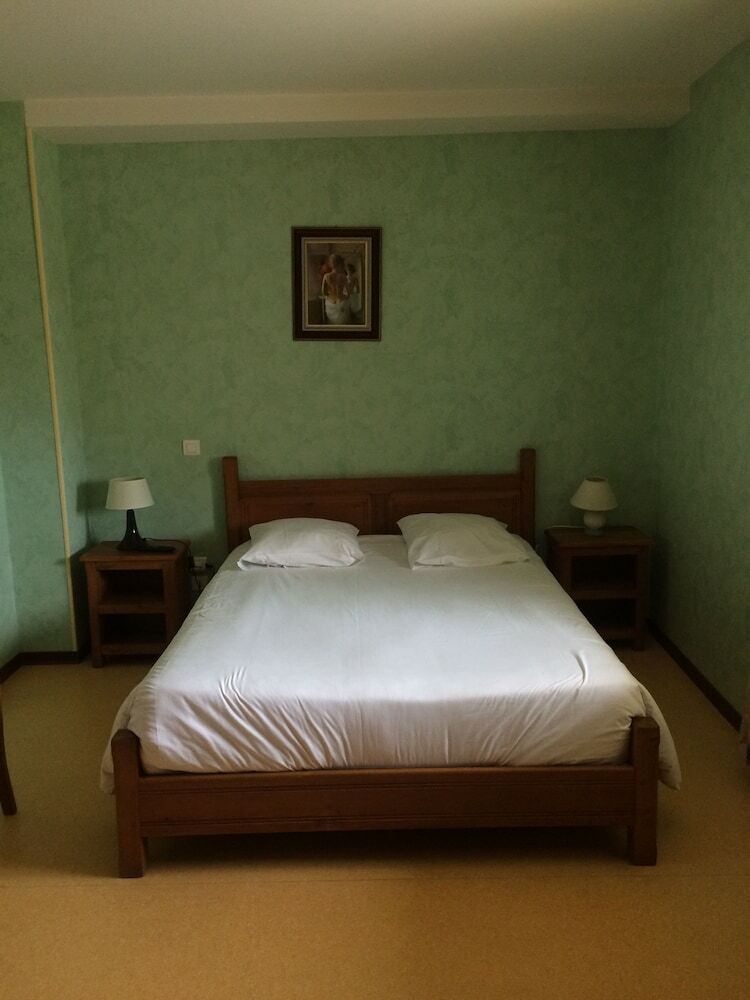 Hotel H�tel Macarena
