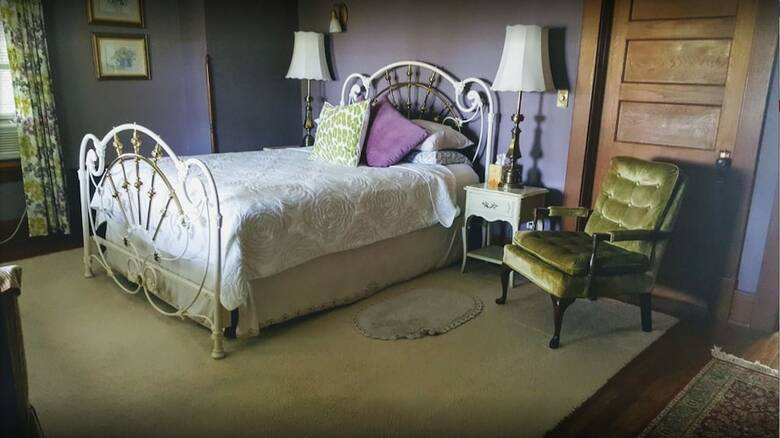 1922 Starkey House Bed & Breakfast Inn