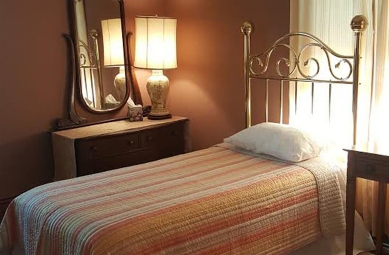 1922 Starkey House Bed & Breakfast Inn