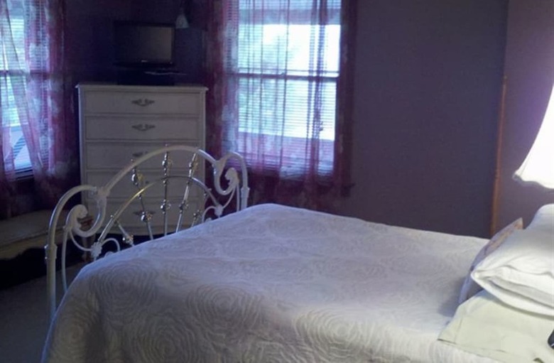 1922 Starkey House Bed & Breakfast Inn