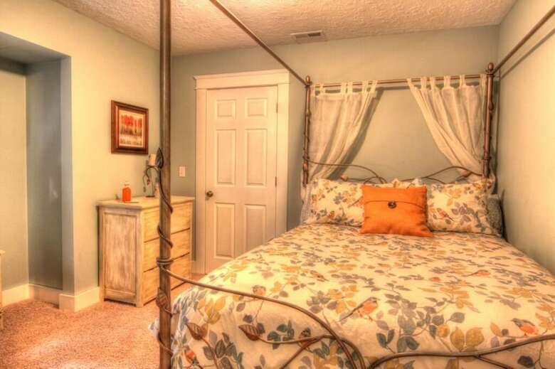 Huckleberry Hill Bed And Breakfast