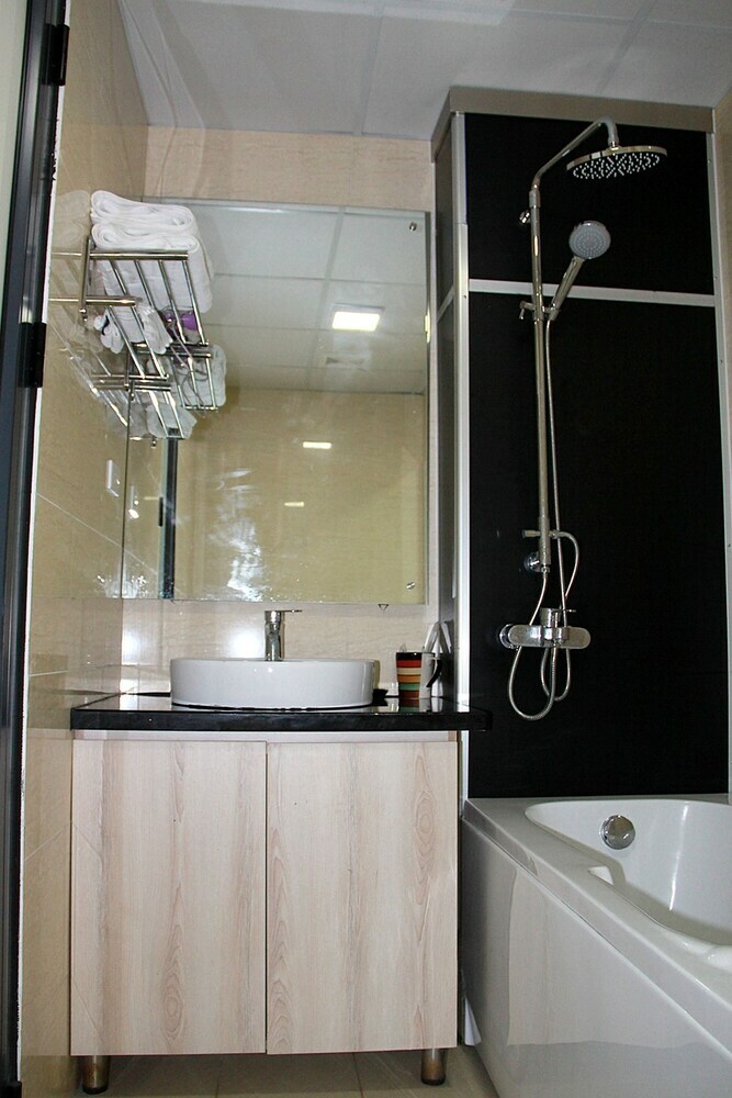 Ann's House Serviced Apartment