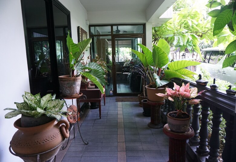 Hotel Borarn House