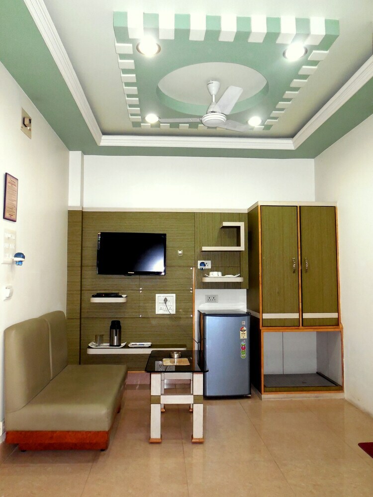 Hotel Samrat