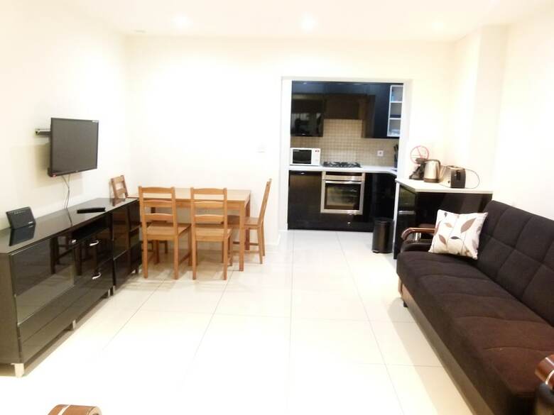 Ss Property Hub - Apartment Close To Hyde Park