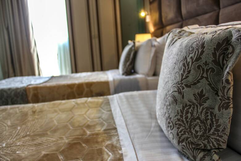 Hotel Deluxe