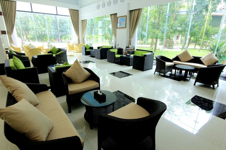 Akore Myanmar Life Hotel