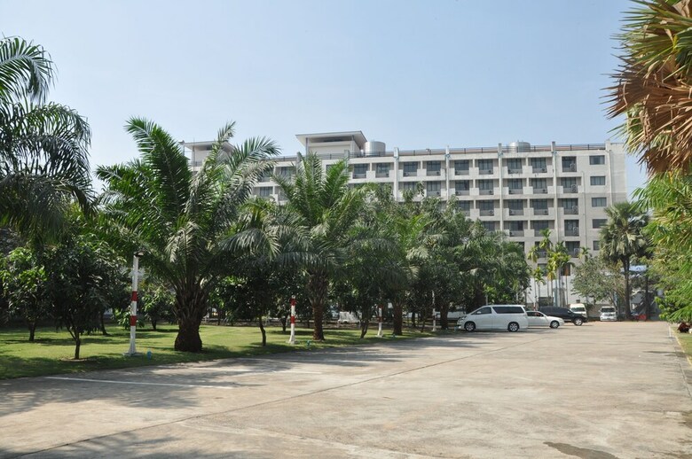 Akore Myanmar Life Hotel