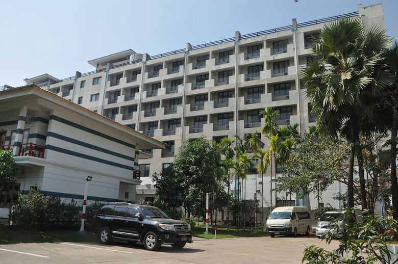 Akore Myanmar Life Hotel