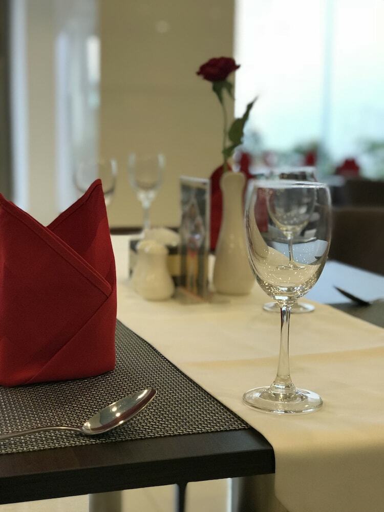 Akore Myanmar Life Hotel