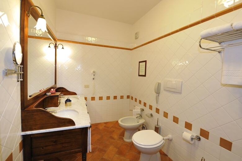 Residencia Borgo Caiano Country Inn