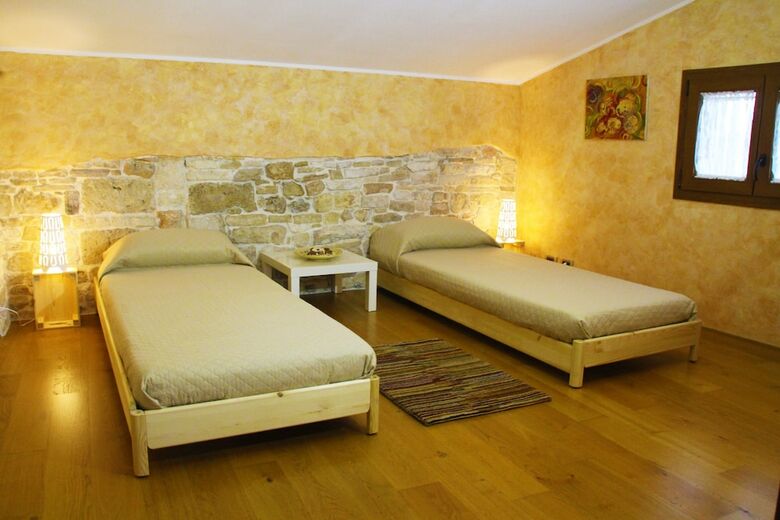 Francis' Guest House