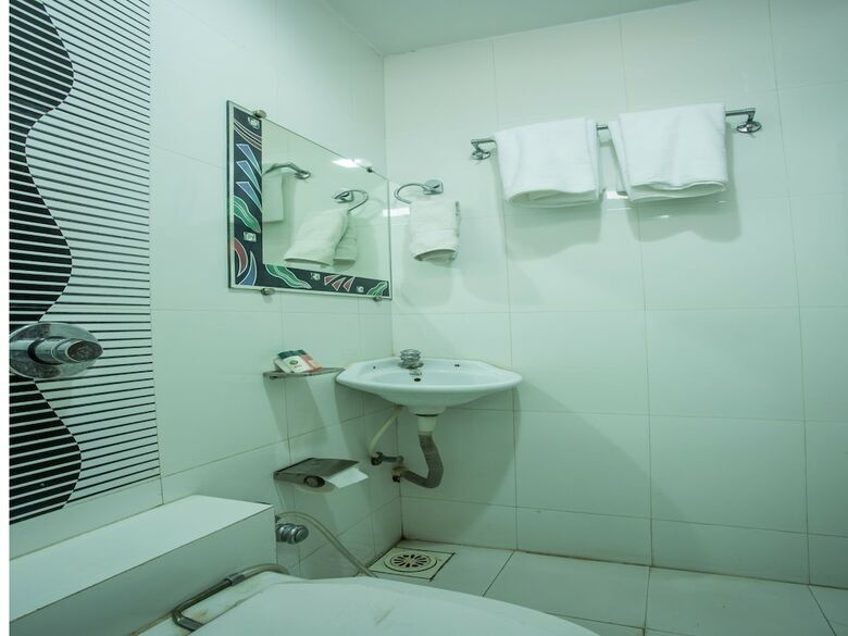 Oyo 3036 Hotel Lords Inn Regency
