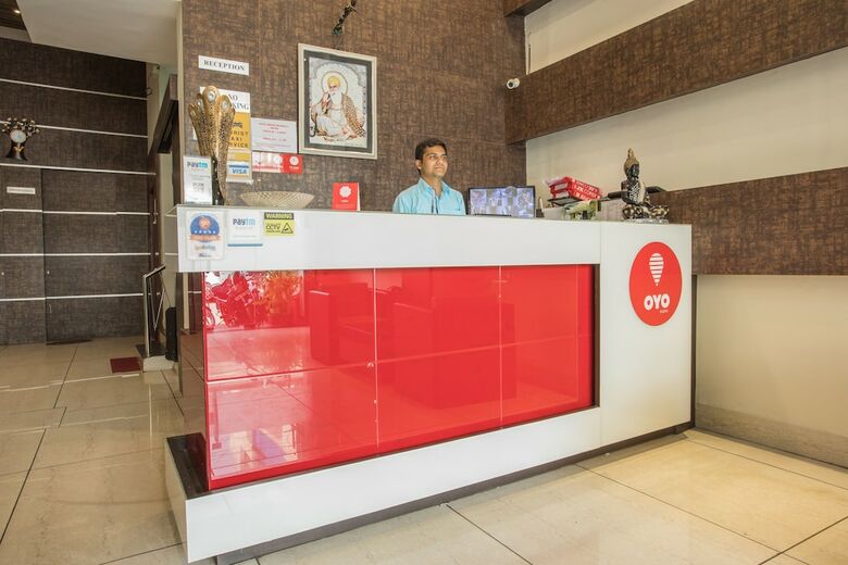 Oyo 4042 Hotel Mehar Residency
