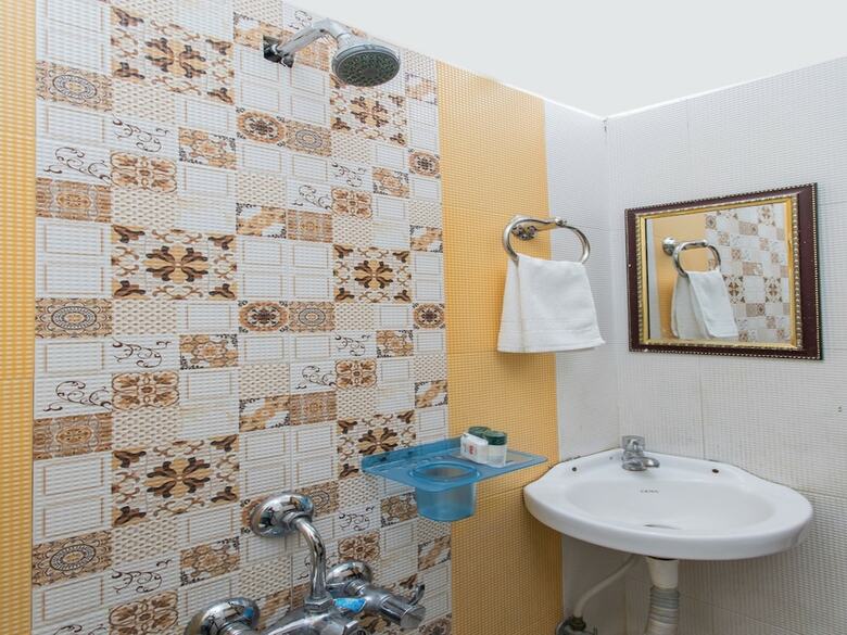 Oyo 4042 Hotel Mehar Residency