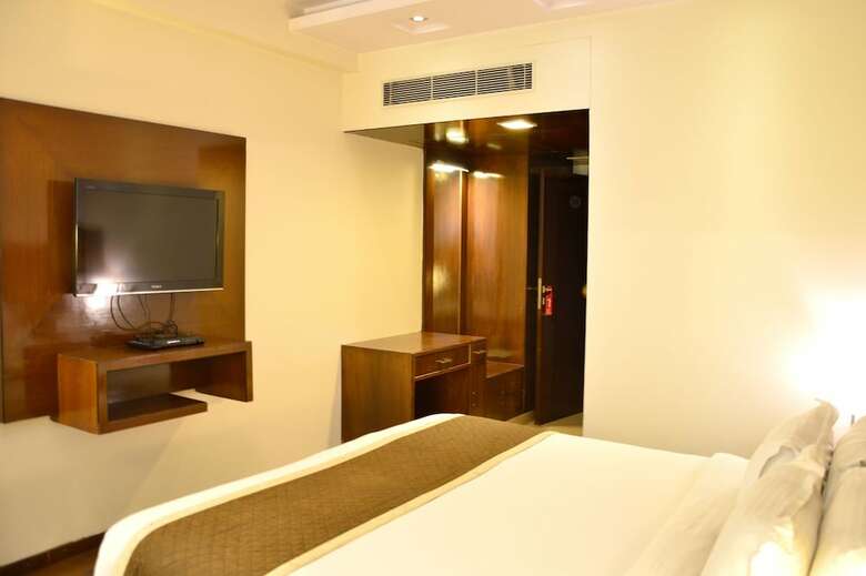 Oyo 5818 Hotel Shyam Paradise