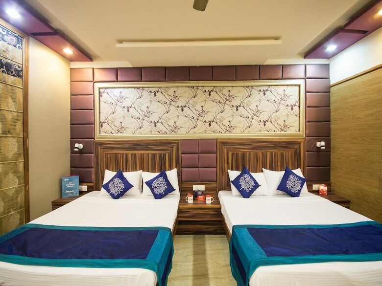 Oyo 2353 Hotel Deep