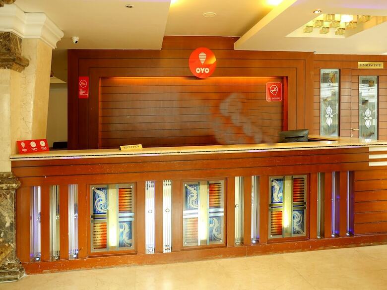Hotel Emarald Hotel