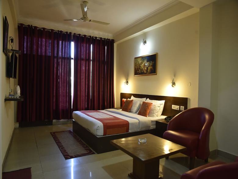 Hotel Oyo 3266 Kumarhatti