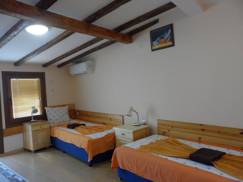 Hotel Varusha