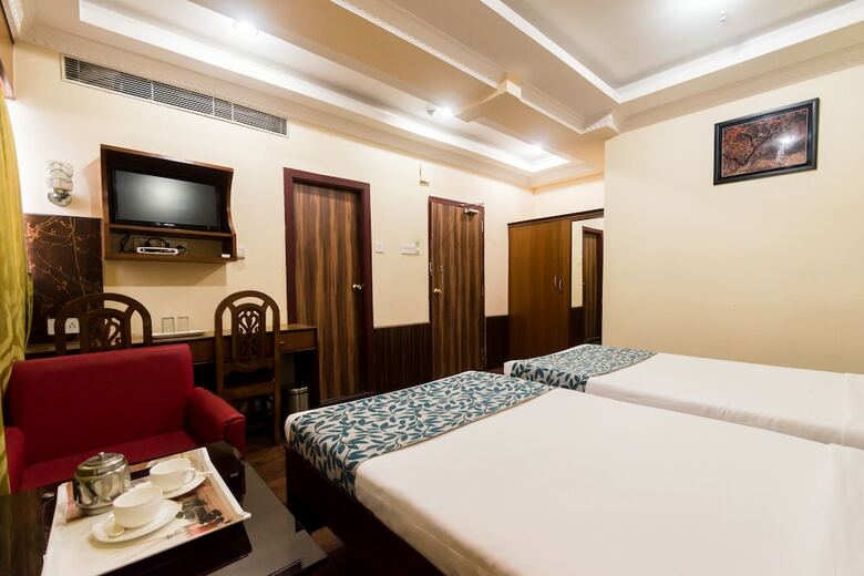 Hotel Oyo 867 Marina