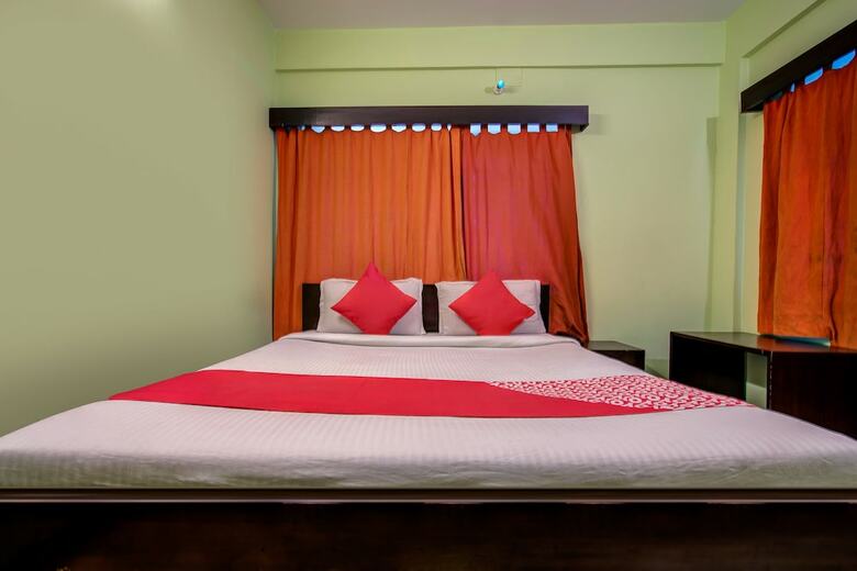 Hotel Oyo Flagship 604 Ballygunj Kolkata
