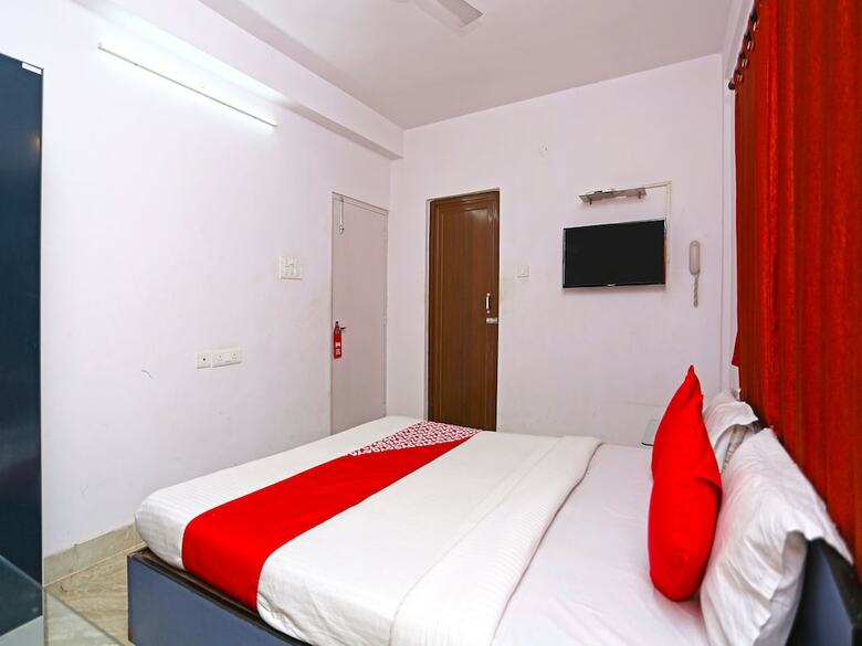 Hotel Oyo 9980 Violet Guest House