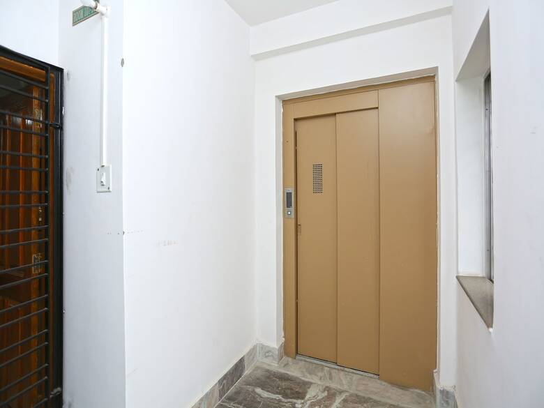 Hotel Oyo 9980 Violet Guest House