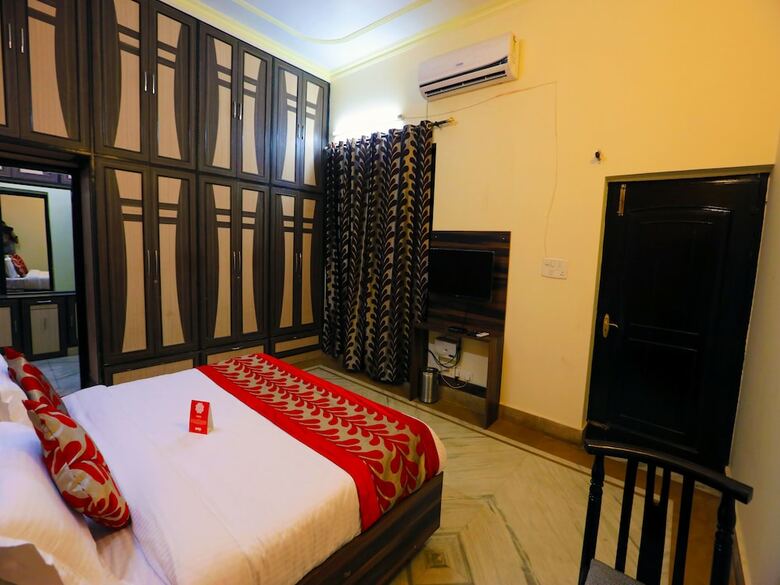 Oyo 8681 Hotel Happy Homes