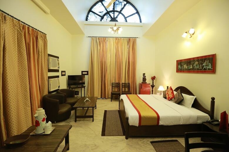 Hotel Oyo 8844 Meadows Inn