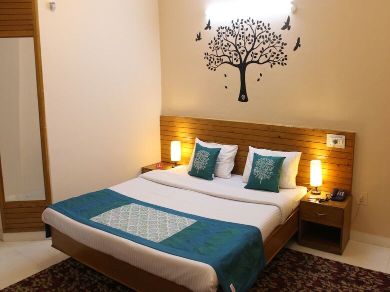 Oyo 9648 Hotel Morainic Hills