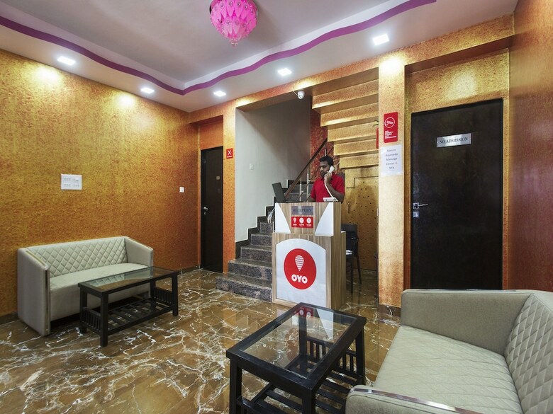 Oyo 9566 Hotel Jk Excellency
