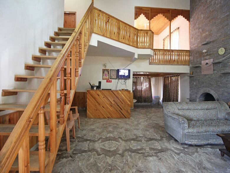 Hotel Oyo 7579 Roo Cottage