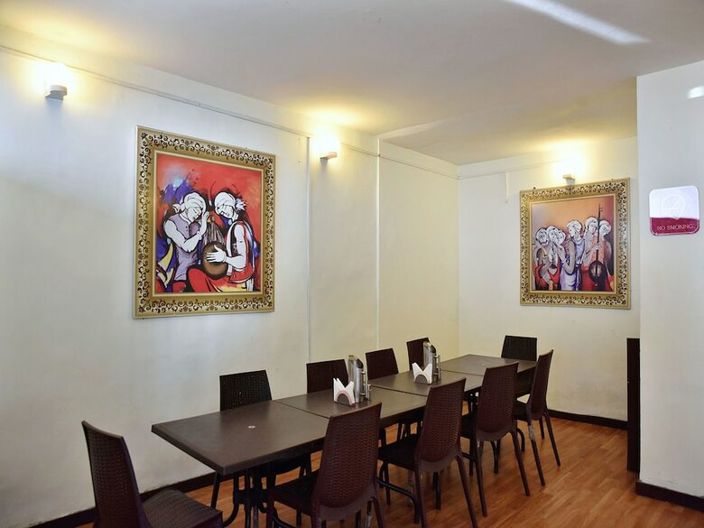 Oyo 3506 Hotel Him Shakti