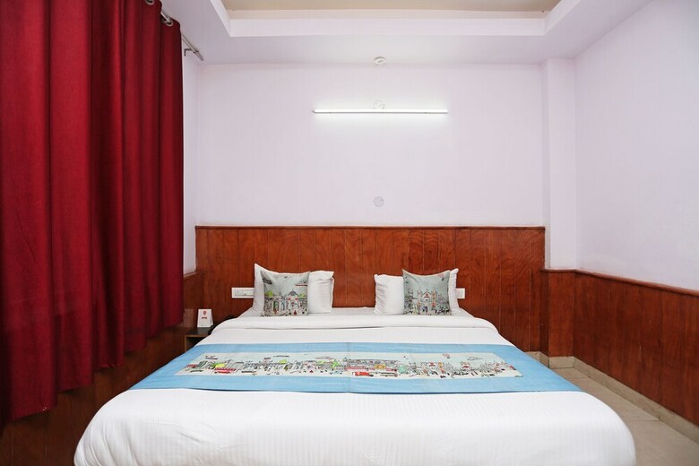 Hotel Oyo 9546 Mall Road