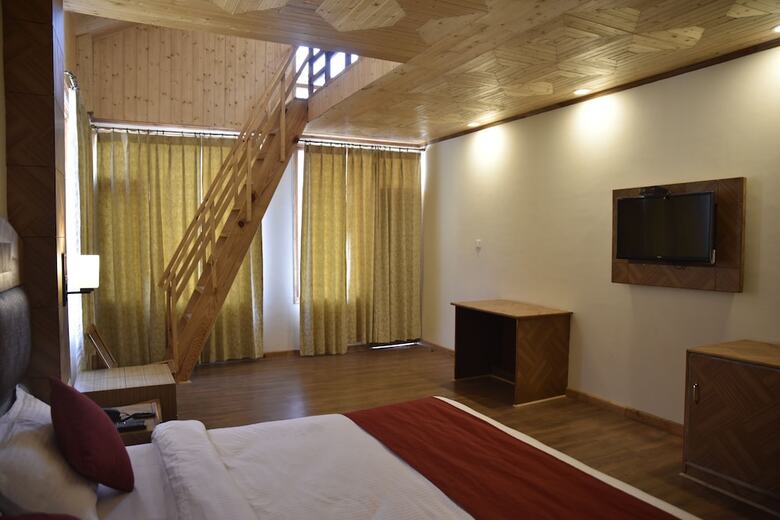 Oyo 10255 Hotel Red Apple