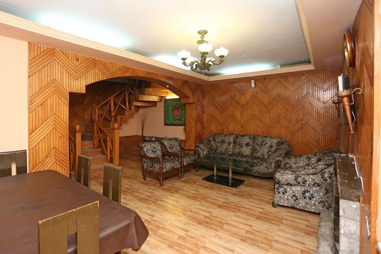 Hotel Oyo 9392 Villa Riverine