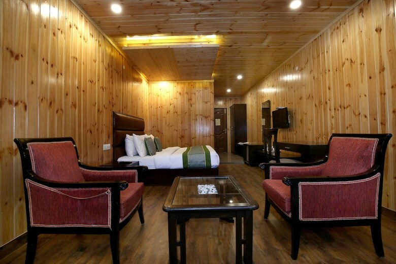 Oyo 10109 Hotel River Regency
