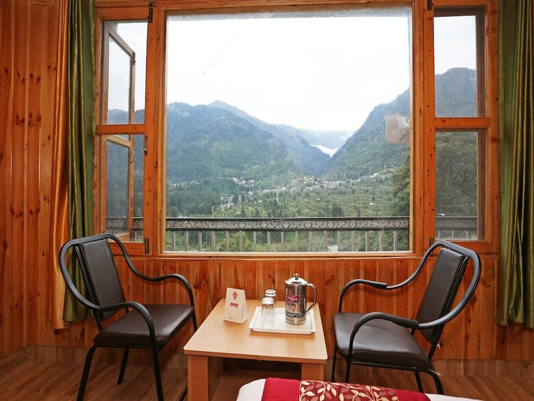 Hotel Oyo 9486 Mahadev Cottage
