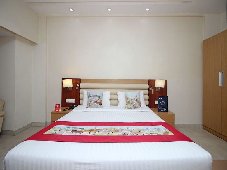 Oyo 9610 Hotel Mb International