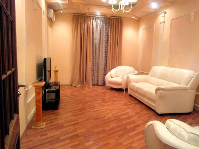 Lakshmi Apartment Great Classic