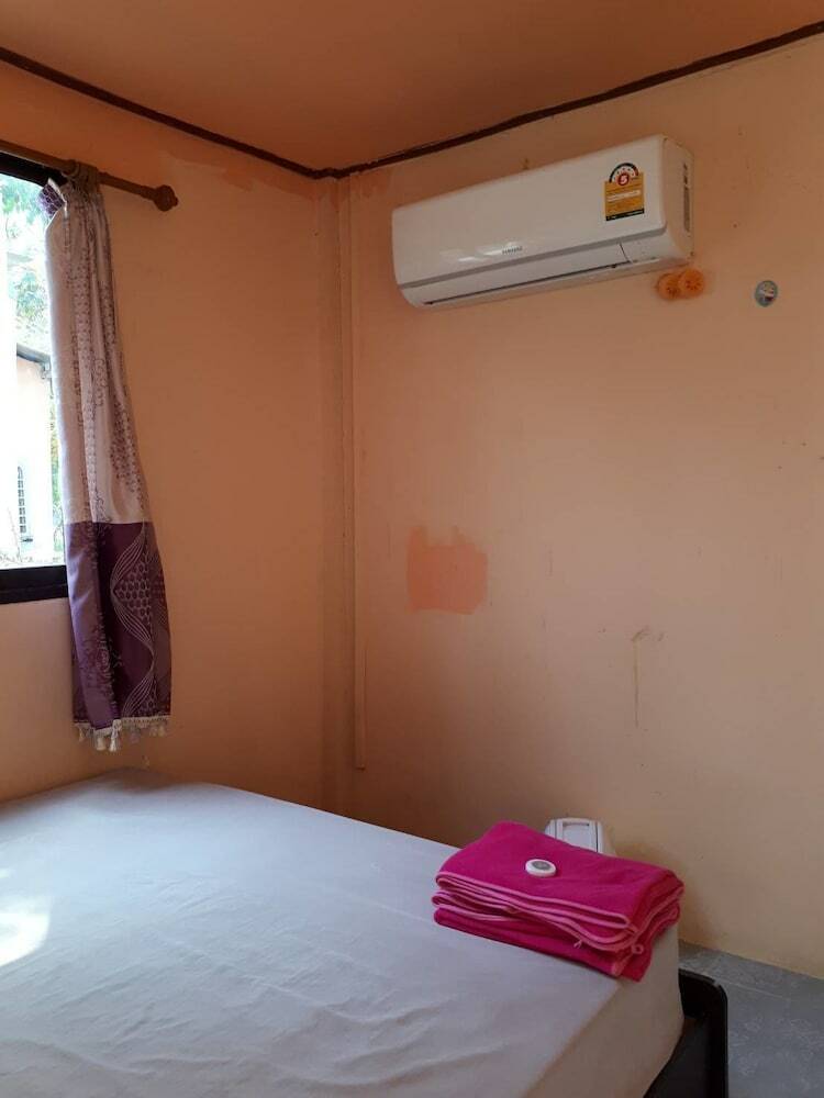 Hotel Aranya Resort