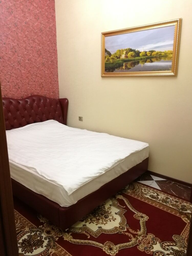 Hostal Artem-plaza