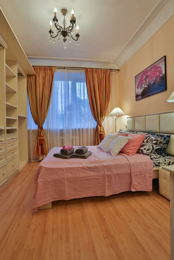 Lakshmi Apartment Boulevard 3-bedroom