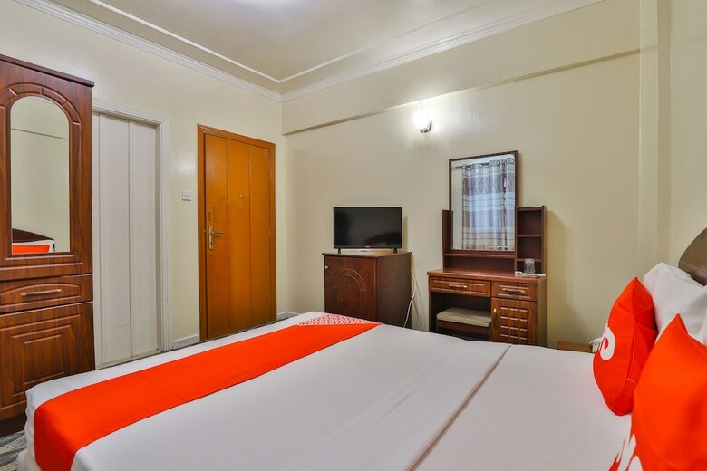Oyo 429 City Hotel