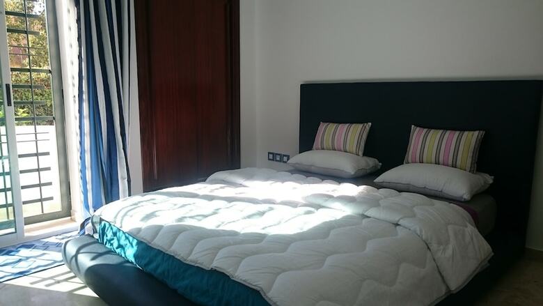 Apartamentos Artistica Suite - La Siesta