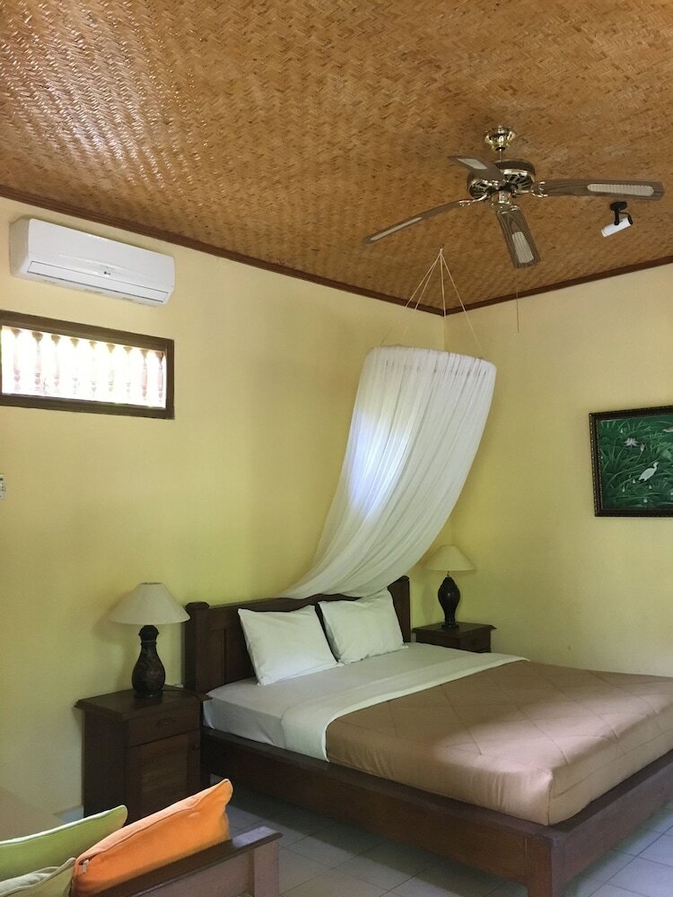 Cafe Wayan & Cottages