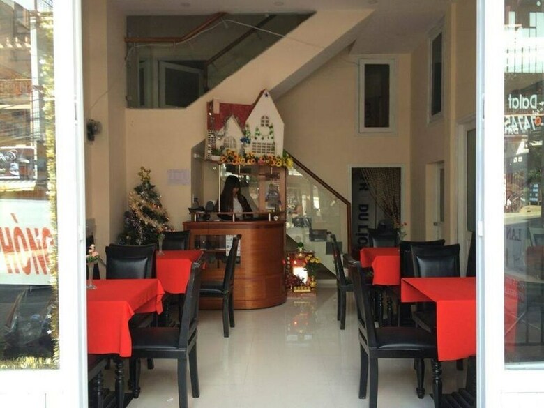 Hotel Nguyen Minh Hostel