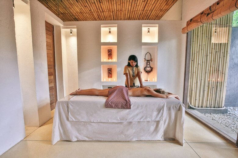 Slow Private Pool Villas