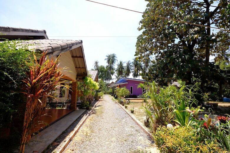 Hotel Bulan Bungalow Lanta